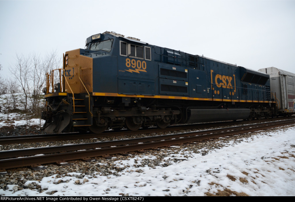 CSXT 8900